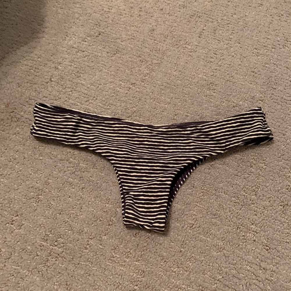 billabong bikini bottoms